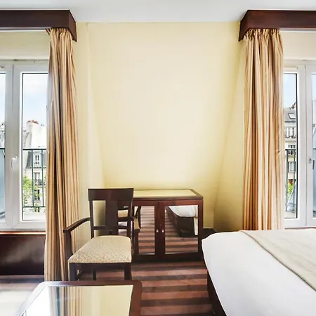 Grand Francais 3* Parigi