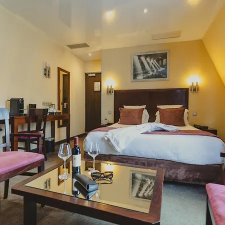 Hotel Grand Francais 3*