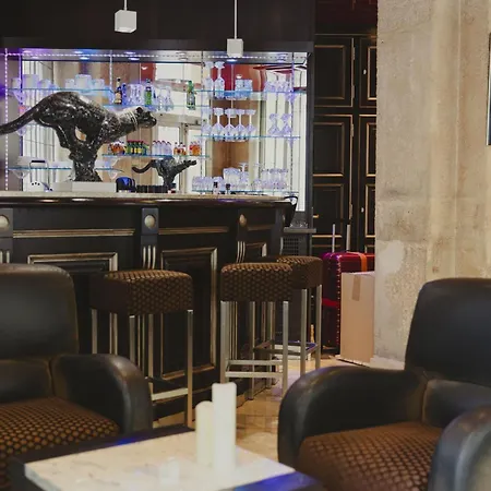 Hotel Grand Francais Parigi