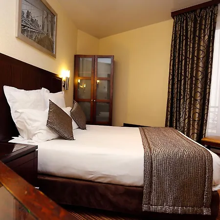 Grand Francais 3* Parigi