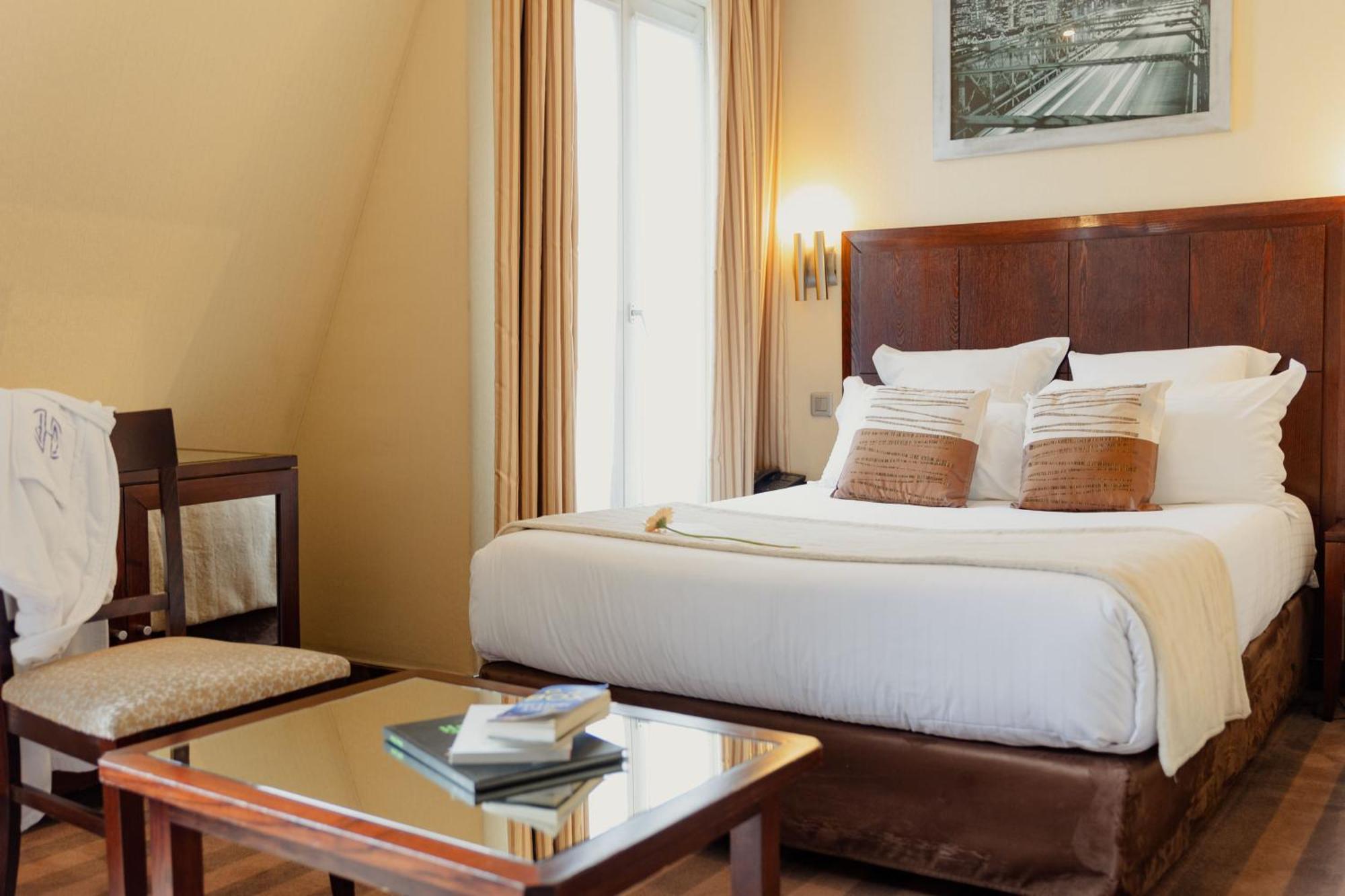 Grand Francais Hotel 3*