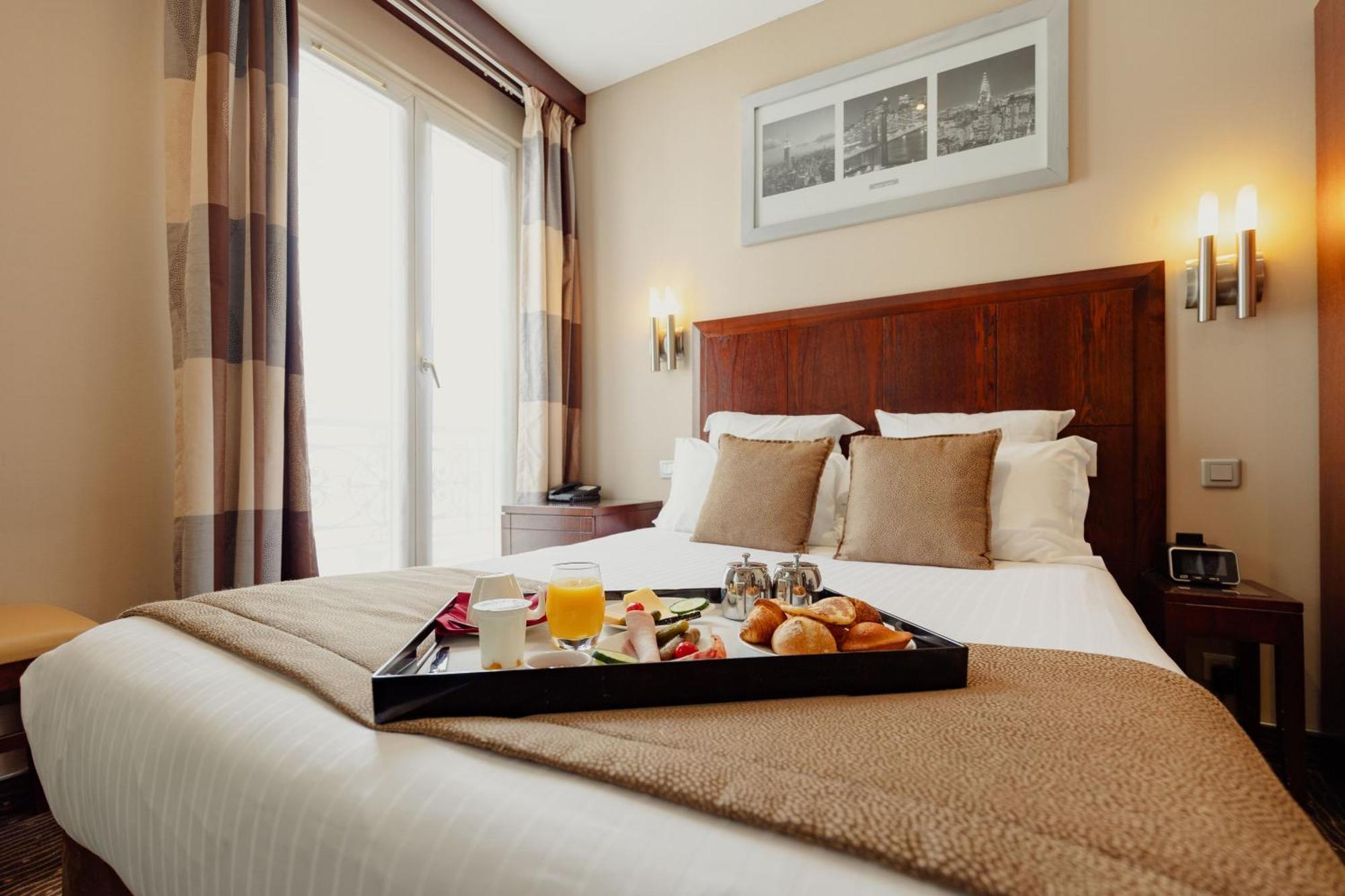 Hotel Grand Francais 3*