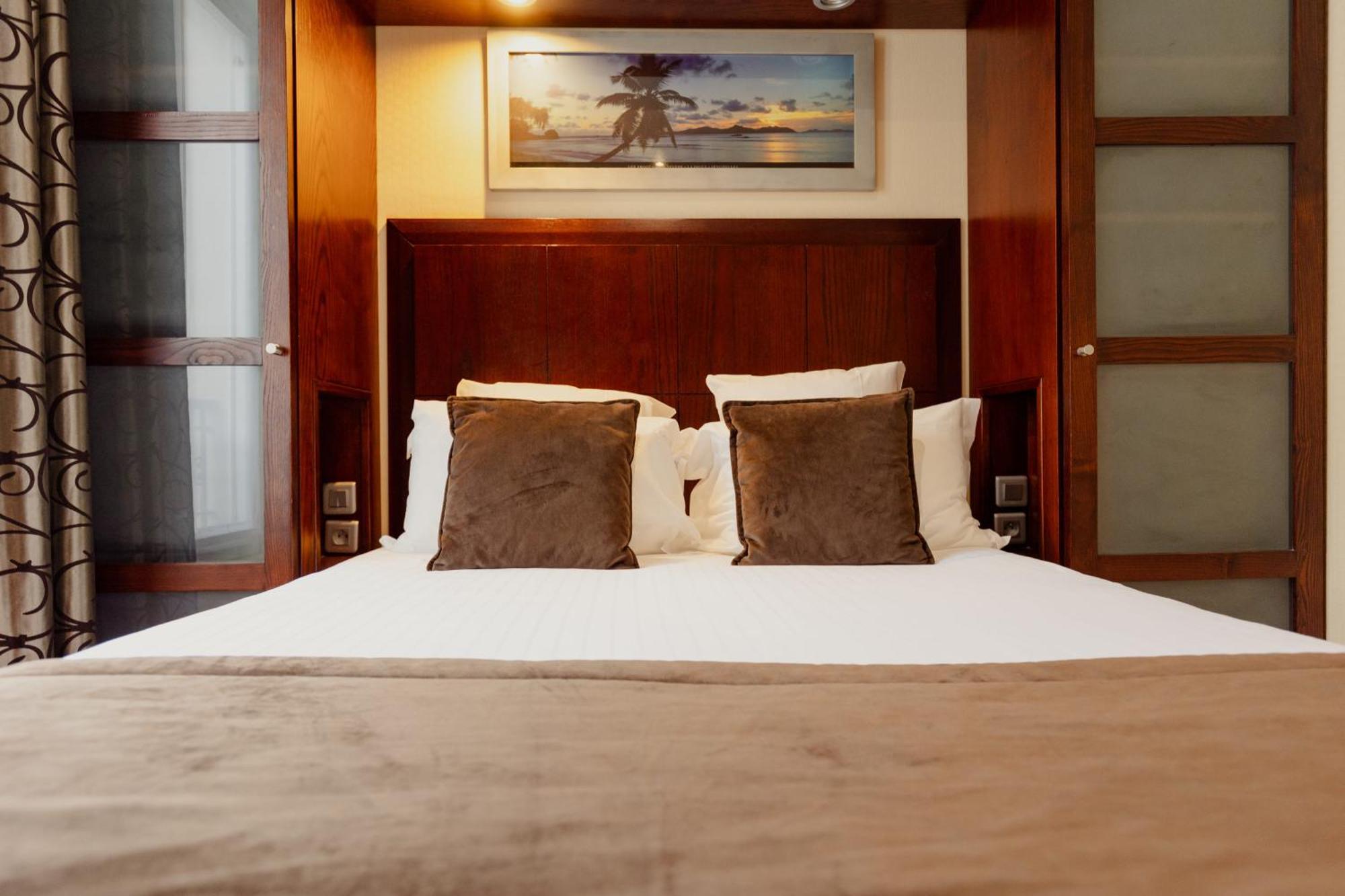 Hotel Grand Francais Parigi