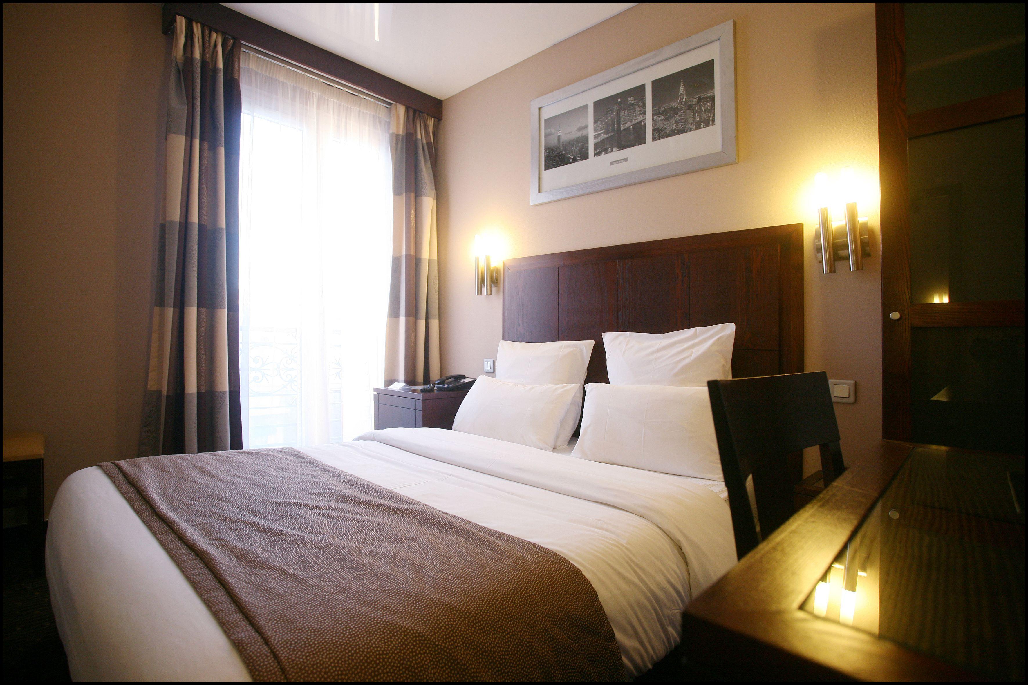 Grand Francais 3* Parigi