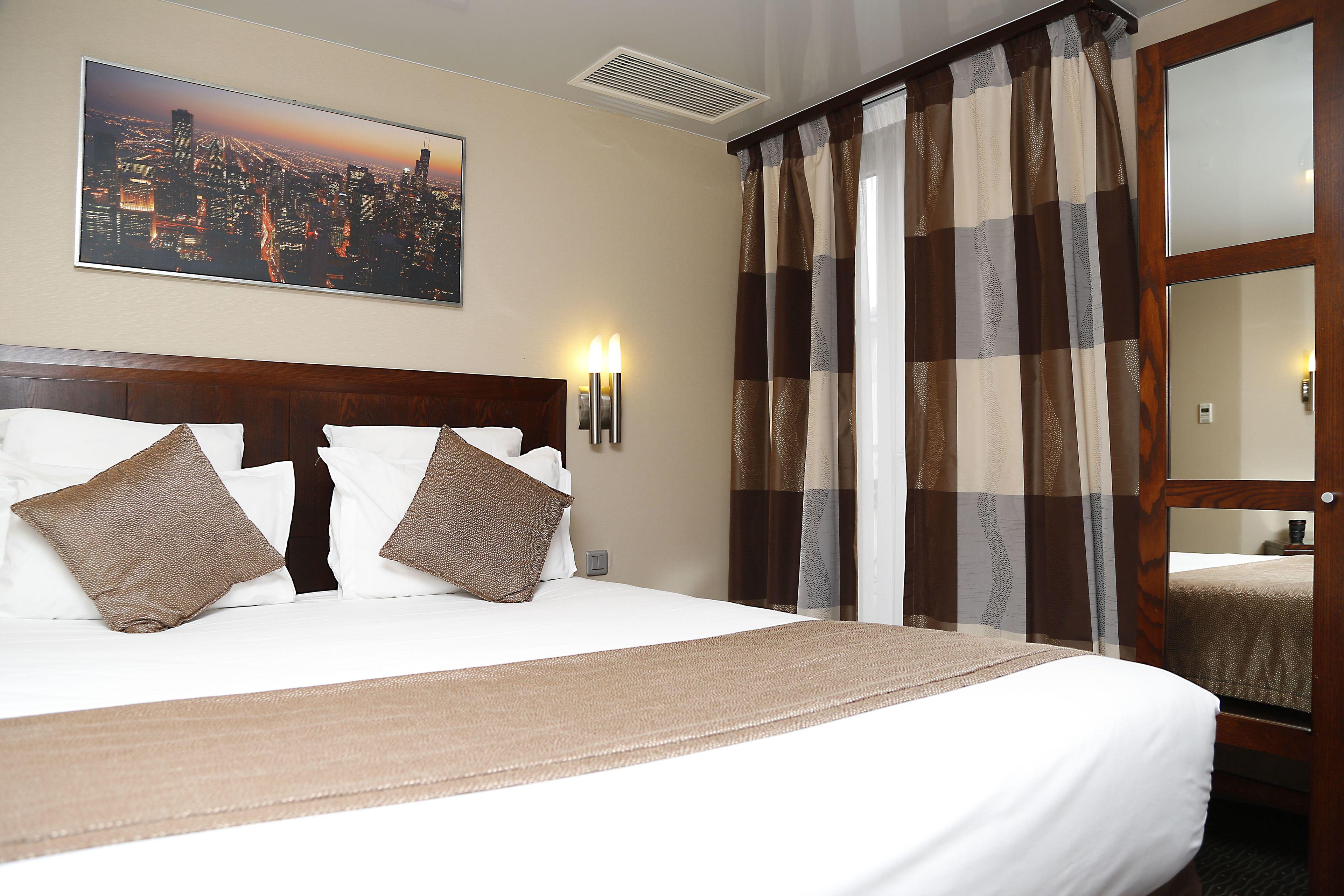 Grand Francais Hotel Paris