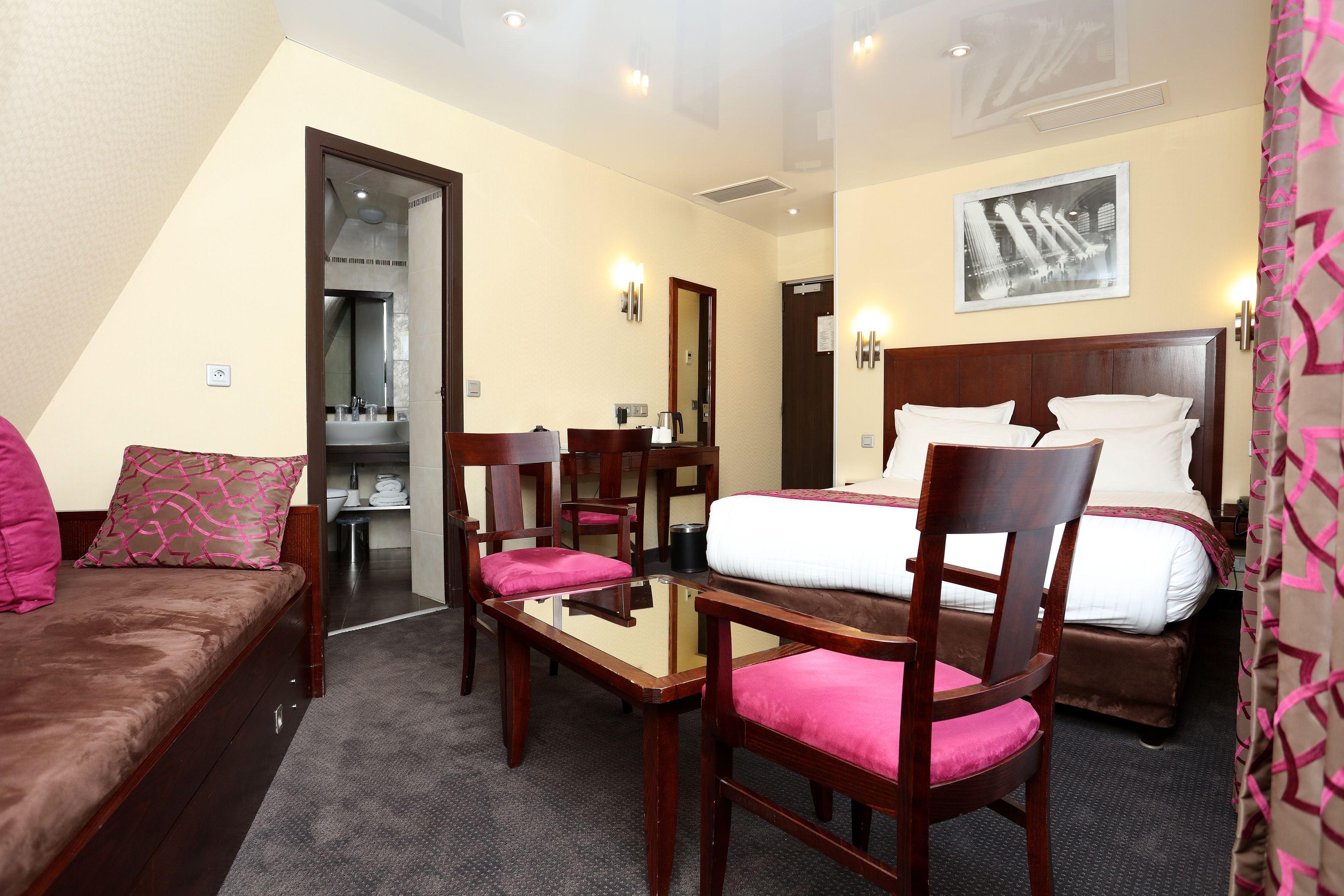 Hotel Grand Francais 3*