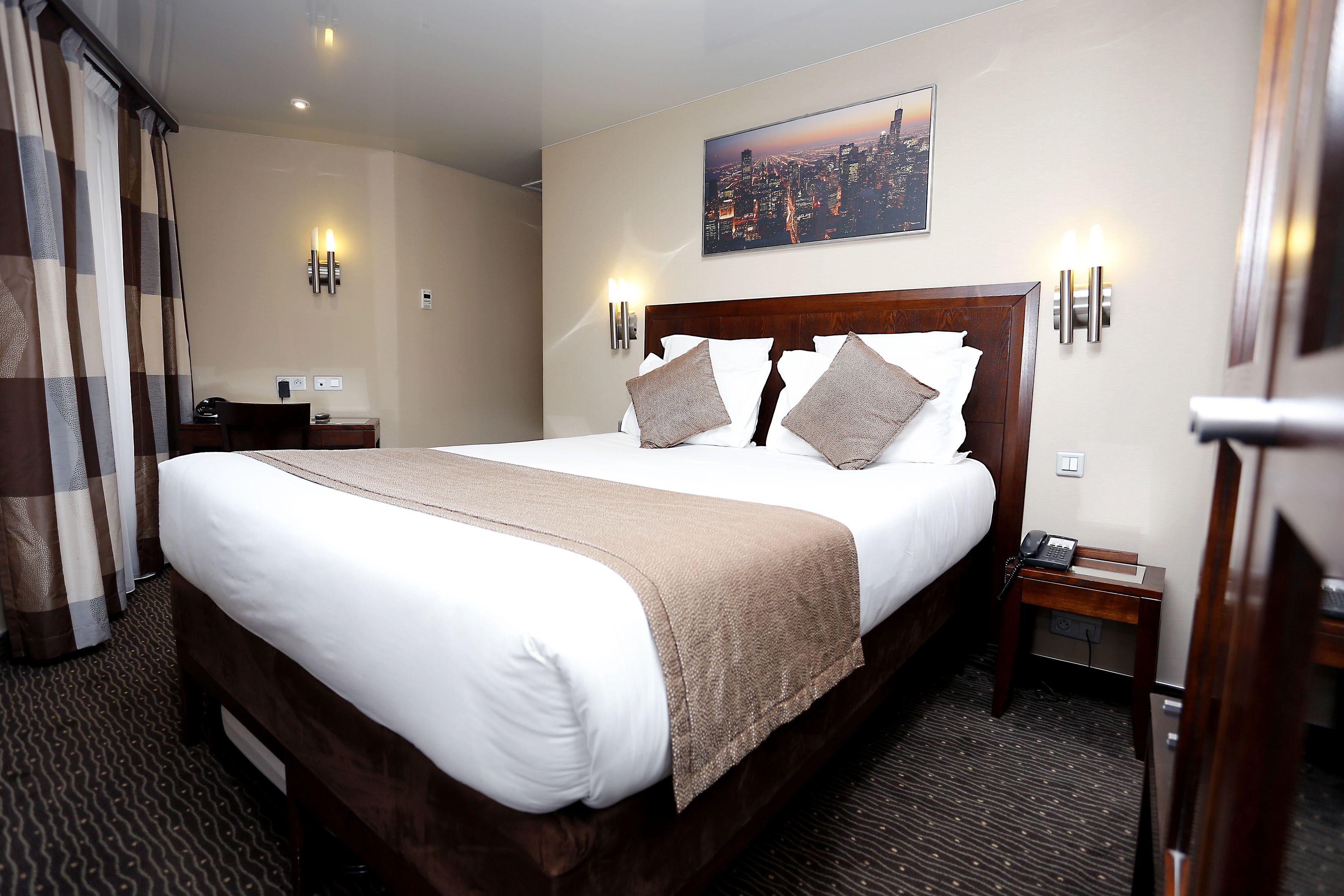 Grand Francais 3* Parigi