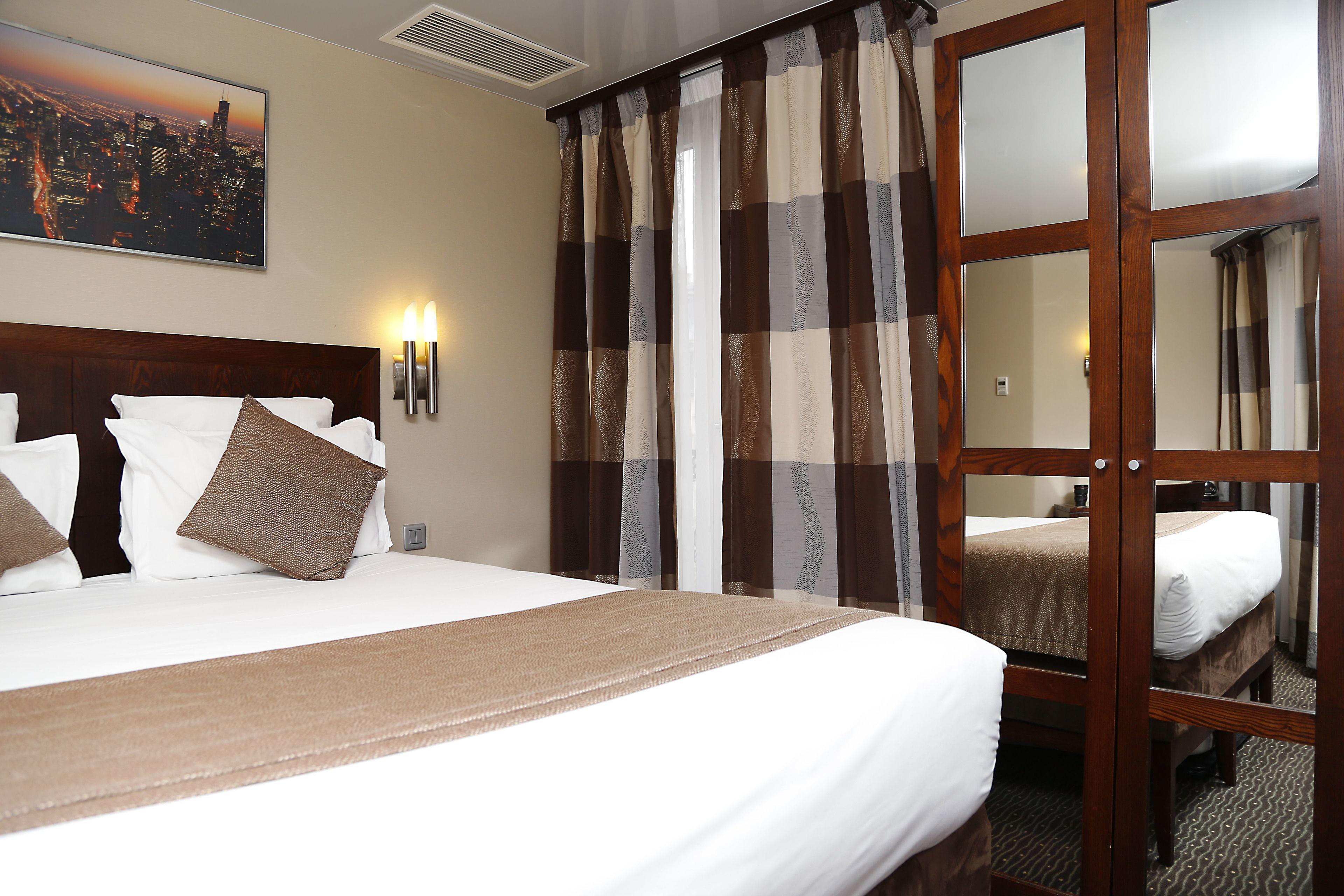 Grand Francais Hotel Paris